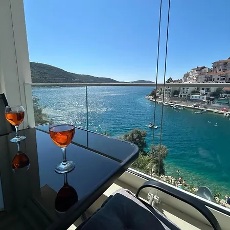Darden * Neum