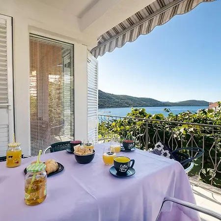 Darden * Neum